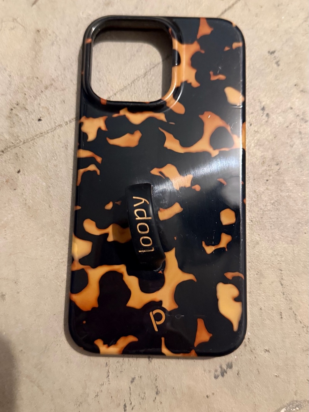 Loopy Case Tortoiseshell Pattern Phone Case in Black & Brown